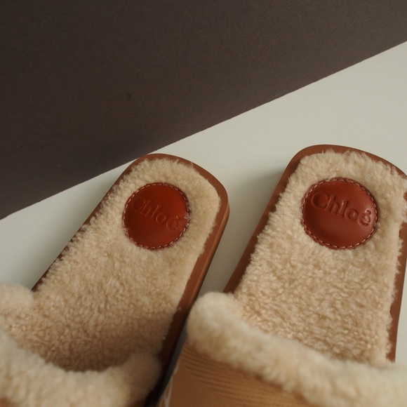 Chloe Woody Shearling Slide Size 39W - Picture 5 of 10